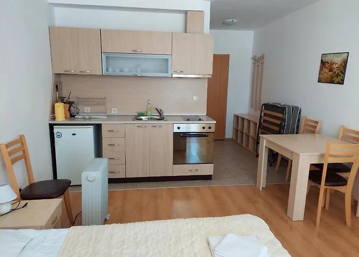 Аспен Голф Апартаменти *