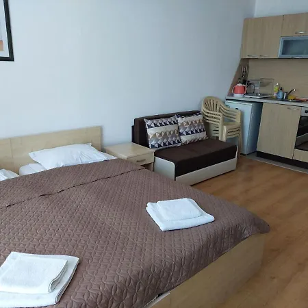 Аспен Голф Апартаменти Szálloda