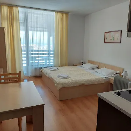 Hotell Аспен Голф Апартаменти *