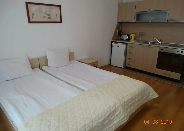 Аспен Голф апартаменти Отель Банско